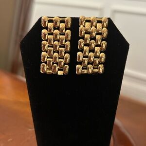Gold Tone Panther Link Earrings
